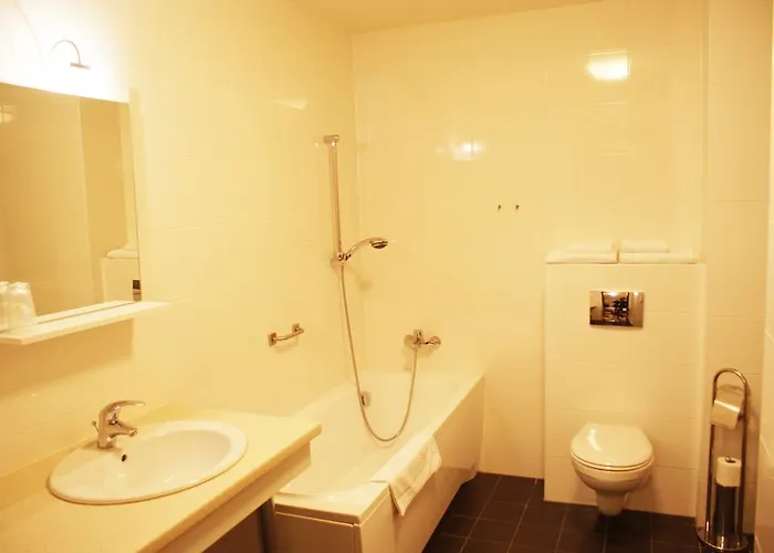 Iskra By Katowice Airport Hotel