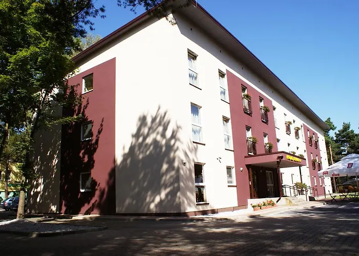 Iskra By Katowice Airport Hotel