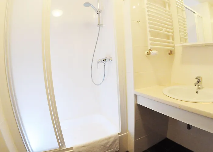 Hotel Iskra By Katowice Airport Pyrzowice