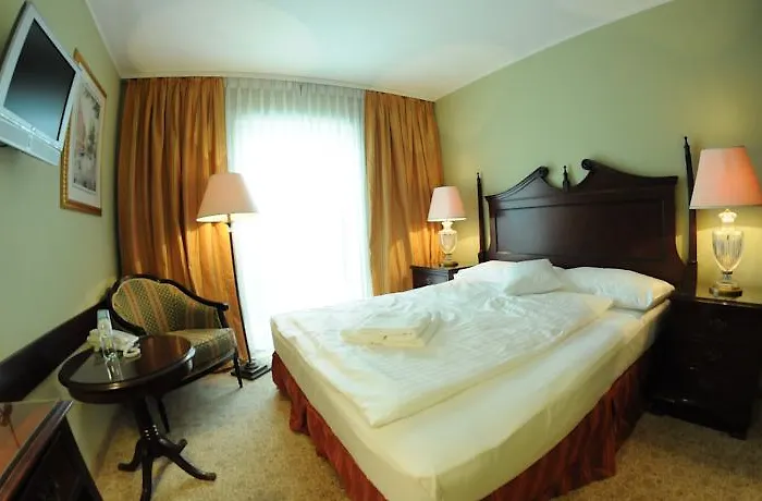 Hotel Iskra By Katowice Airport Pyrzowice