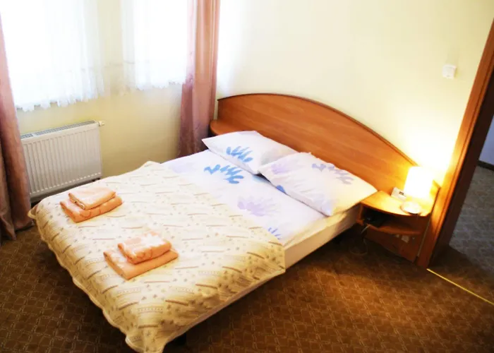 Iskra By Katowice Airport 3*