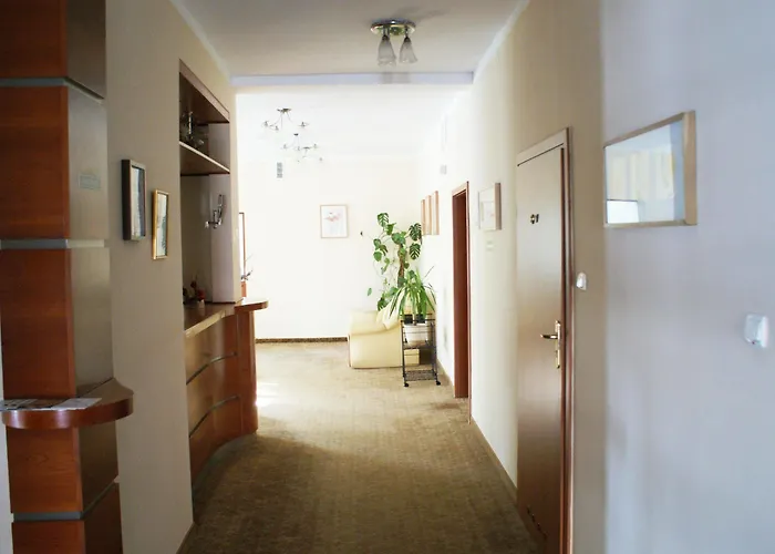 Iskra By Katowice Airport 3*