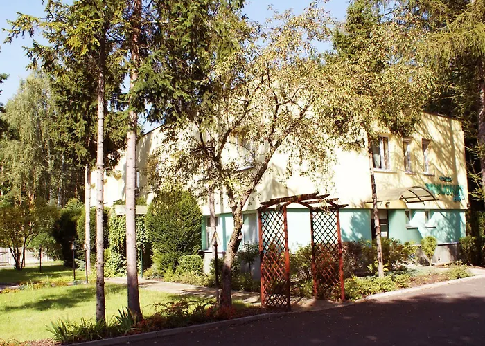 Iskra By Katowice Airport 3*